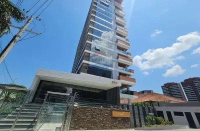 Vila residence com 367m2, no coração do adrianópolis