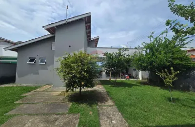 Casa Térrea no Reserva das Flores- ponta negra, com edícula - 3 quartos