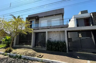 Casa espaçosa, completa e com vista cinematográfica à venda no bairro ideal, em novo hamburgo!