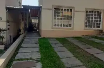 Casa com 3 quartos à venda na Rua Pedrina Maria da Silva Valente, Parque Munhoz, São Paulo