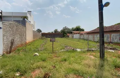 Terreno a venda com ótima localização, r$:230.000,00. centro