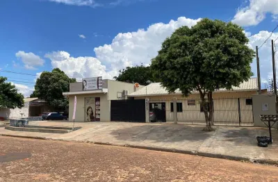 Imóvel disponível para venda, casa e salão comercial. centro