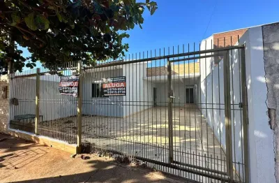 Casa à venda na Rua Manoel Reberte Melina, Jd Planalto 2, 156, Jardim Planalto, Altônia
