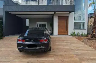 Sobrado no condomínio villagio firenze, com 5 dormitórios, suítes e closet. cachoeirinha- rs