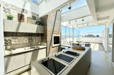 Cobertura plana em condomínio completo no bairro estreito  florianópolis