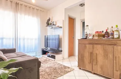 Apartamento com 02 dormitórios localizado no bairro areias