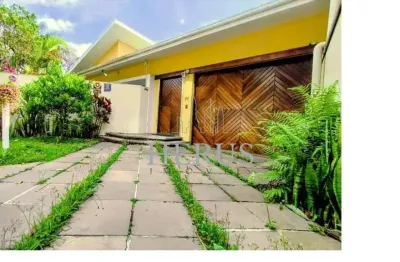 Casa com 4 quartos para alugar na Alameda Prudente de Moraes, 50, Mercês, Curitiba por R$ 12.500