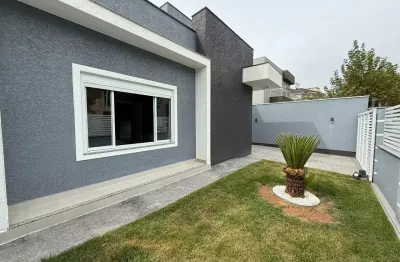 Excelente casa alto padrão no bairro pedra branca a poucos minutos do passeio pedra branca.