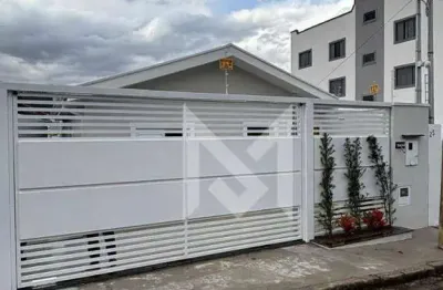 Casa com 2 dormitórios à venda, 96 m² por r$ 590.000,00 - jardim são paulo - poços de caldas/mg