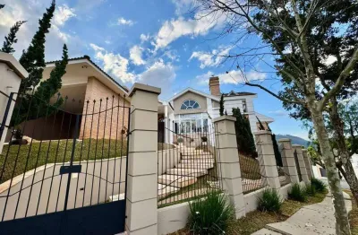 Casa com 3 dormitórios à venda, 310 m² por r$ 2.350.000,00 - jardim europa - poços de caldas/mg