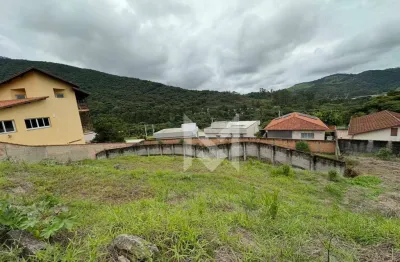 Terreno à venda, 890 m² por R$ 520.000,00 - Parque Véu das Noivas - Poços de Caldas/MG