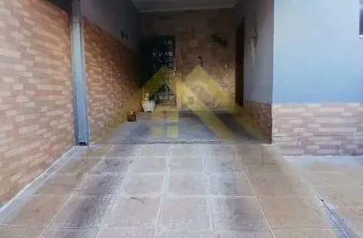 2 casas com espaco comercial em terreno de esquina no Santa Clara