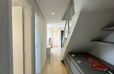 Cobertura Exclusiva com Espaço Gourmet e Ar Condicionado – Cond. Treviso, Polvilho