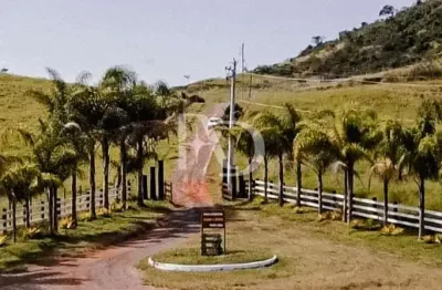 Terreno em condomínio fechado à venda no Centro, Belmiro Braga 