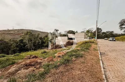 Terreno à venda no Salvaterra, Juiz de Fora 