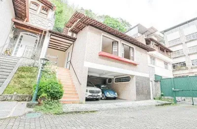 Casa para venda em juiz de fora, centro, 3 dormitórios, 1 suíte, 3 banheiros, 4 vagas