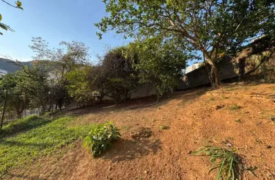 Terreno à venda na Rua Vinte e Um de Abril, 1, São Mateus, Juiz de Fora
