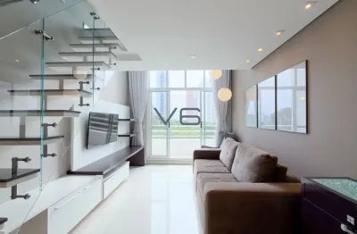 Localizado na melhor região do ecoville, este apartamento oferece conforto, luminosidade e ventilação natural em todos os ambientes.