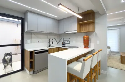 Maravilhosa residência com 180 m² privativos construídos em uma das regiões mais nobres de curitiba