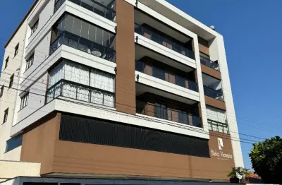 Excelente  apartamento com 2 suítes e vaga de garagem dupla a 200 metros  da praia.