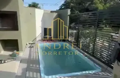 Sobrado Geminado para Venda em Bombinhas, Canto Grande, 3 dormitórios, 3 suítes, 4 banheiros, 1 vaga