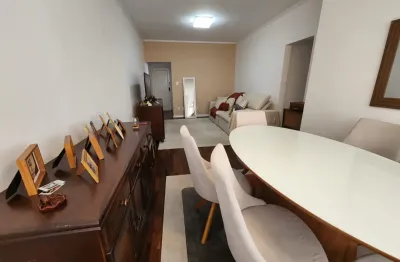 Ótimo apartamento dois dormitórios vista livre na ponta da praia