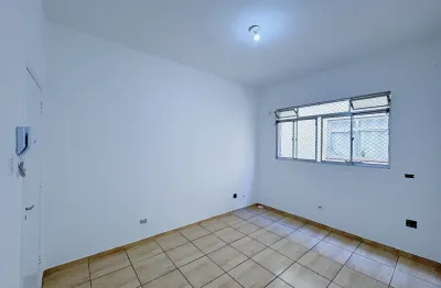 Ótimo apartamento para locação no embaré duas quadras da praia