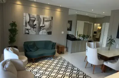 Excelente apartamento reformado pronto para morar no Gonzaga