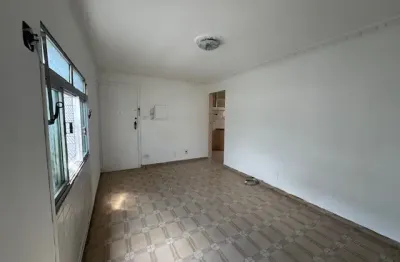 Apartamento com 3 quartos para alugar na Rua Vergueiro Steidel, 1, Aparecida, Santos