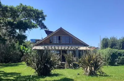 Casa com 4 dormitórios à venda, 144 m² por r$ 1.950.000 - beira da lagoa - ibiraquera - imbituba/sc