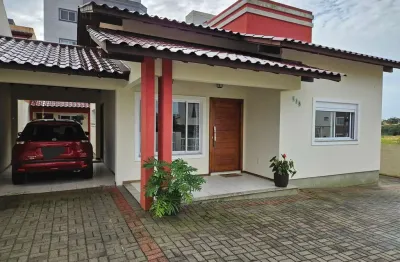 Casa com 2 quartos à venda na Rua Ver. Nilson Inácio Alves, 118, Village, Imbituba