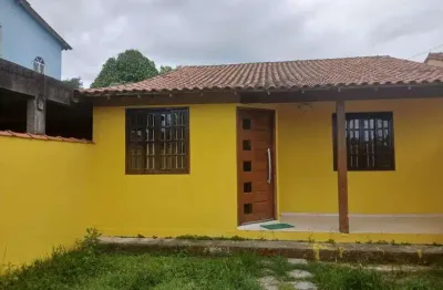 Casa com 3 quartos para alugar na Rua Vinícius de Moraes, Itapeba, Maricá