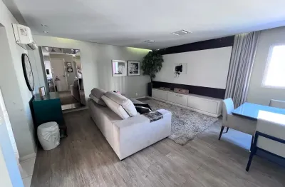 Apartamento com churrasqueira a carvão e 2 vagas individuais no michel