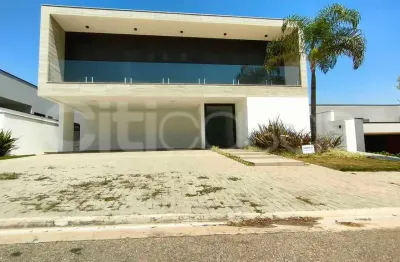 Casa alto padrão à venda – condomínio alphaville nova esplanada