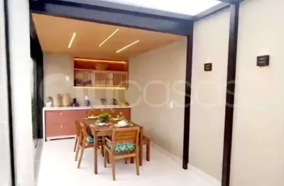 Casa em condomínio no residencial villa magari região do alto da boa vista.