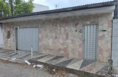 Casa com terreno 12 x 30 no bairro de campo grande - recife(pe).