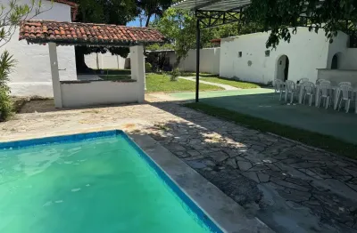 Casa com terreno de 1.000m2 com linda vista pra boa viagem, podendo ser alugada.