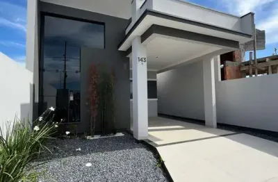 Casa de 3 quartos com suíte e pé-direito duplo no loteamento galápagos – tijucas