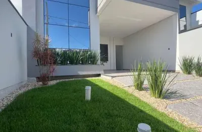 Casa perfeita com suíte e amplo quintal no galápagos – tijucas