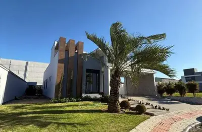 Casa com 3 suítes e piscina em condomínio fechado – tijucas/sc