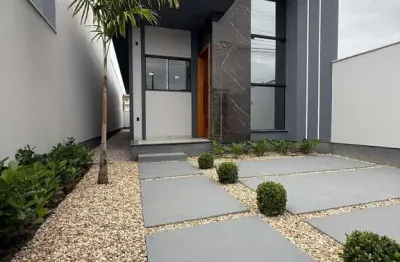 Casa com 3 dormitórios e suíte no bairro universitário - tijucas/sc