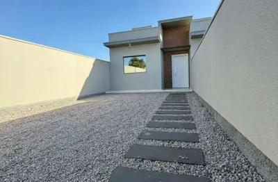 Casa no bairro praça, tijucas, 2 dormitórios com suíte, 62m², perto do mar