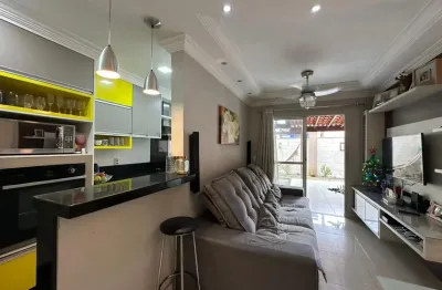 Lindo apartamento 2qts com quintal amplo em colinas de laranjeiras