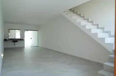 Linda casa duplex 3 quartos com suíte em jacaraipe perto da praia