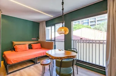 Kitnet / Stúdio à venda na Rua Alves Guimarães, 105, Pinheiros, São Paulo