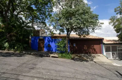 Sobrado para venda em instituto de previdência com 3 quartos, 340m²