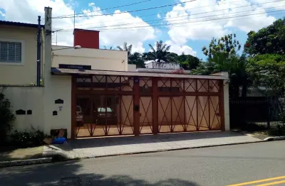 Casa para venda em Brooklin com 4 quartos, sendo 2 suítes , 493m²