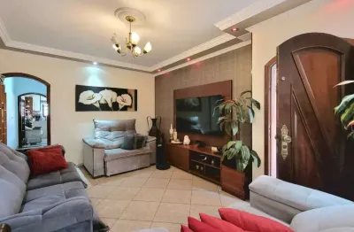 Sobrado para venda em jardim rina com 3 quartos, sendo 1 suíte, 224m²