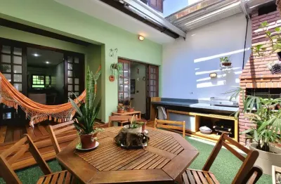 Casa tipo para venda em nova petrópolis com 3 quartos, sendo 2 suítes, 220m²