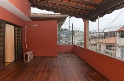 Casa tipo para venda em vila regina com 4 quartos, sendo 2 suítes, 220m²